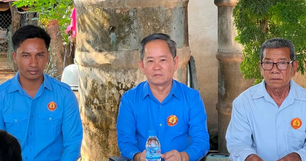 ប្រជុំក្រុមការ គណបក្សចុះមូលដ្ឋានភូមិទាំង១០ ទៅតាមទីកន្លែង និងរបៀបវារៈដែលបានគ្រោងទុក