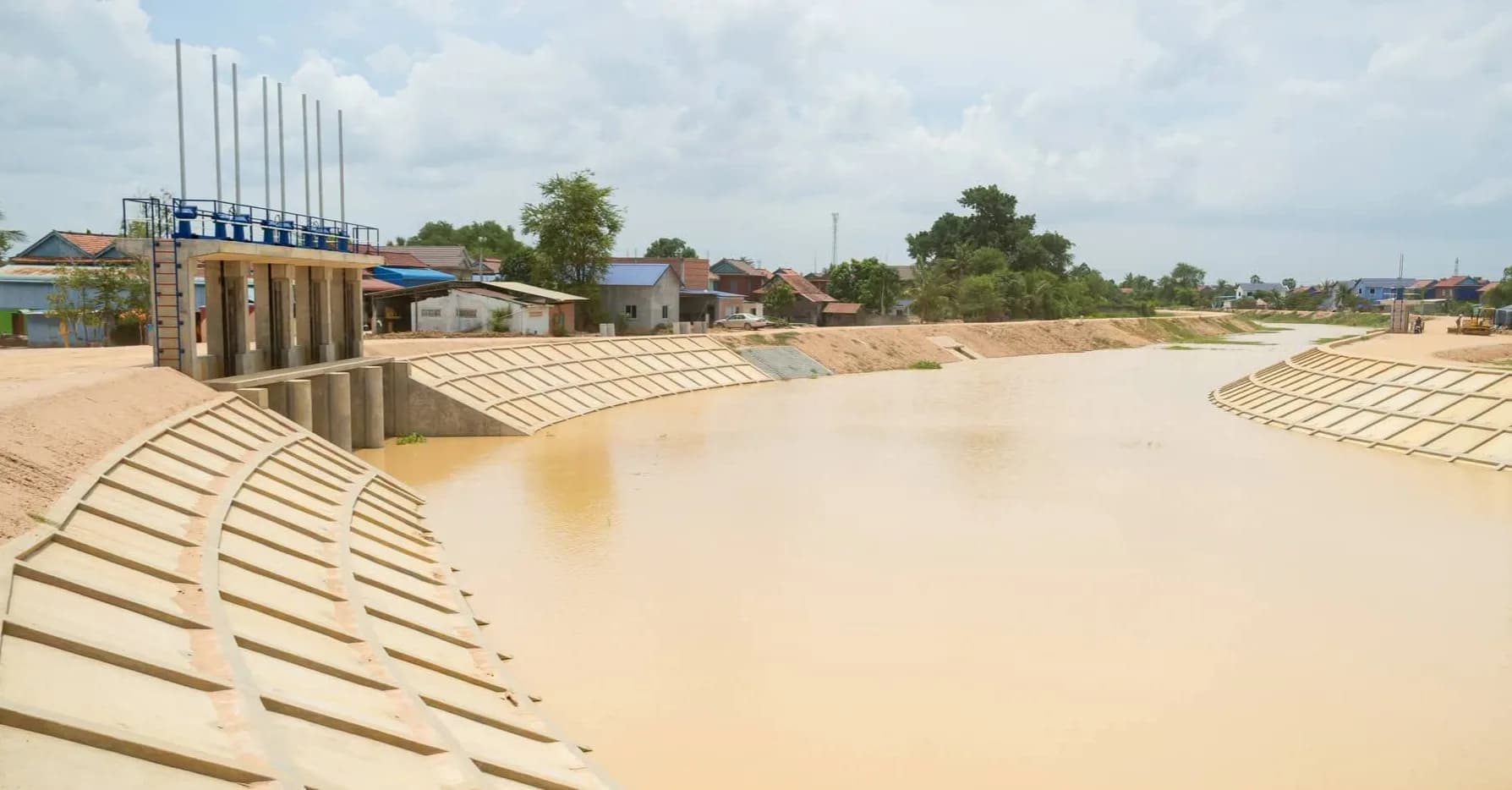 កម្រិតកម្ពស់ទឹកតាមខ្នងទំនប់នានាក្នុងខេត្តកំពង់ស្ពឺ កំពង់ស្ពឺ