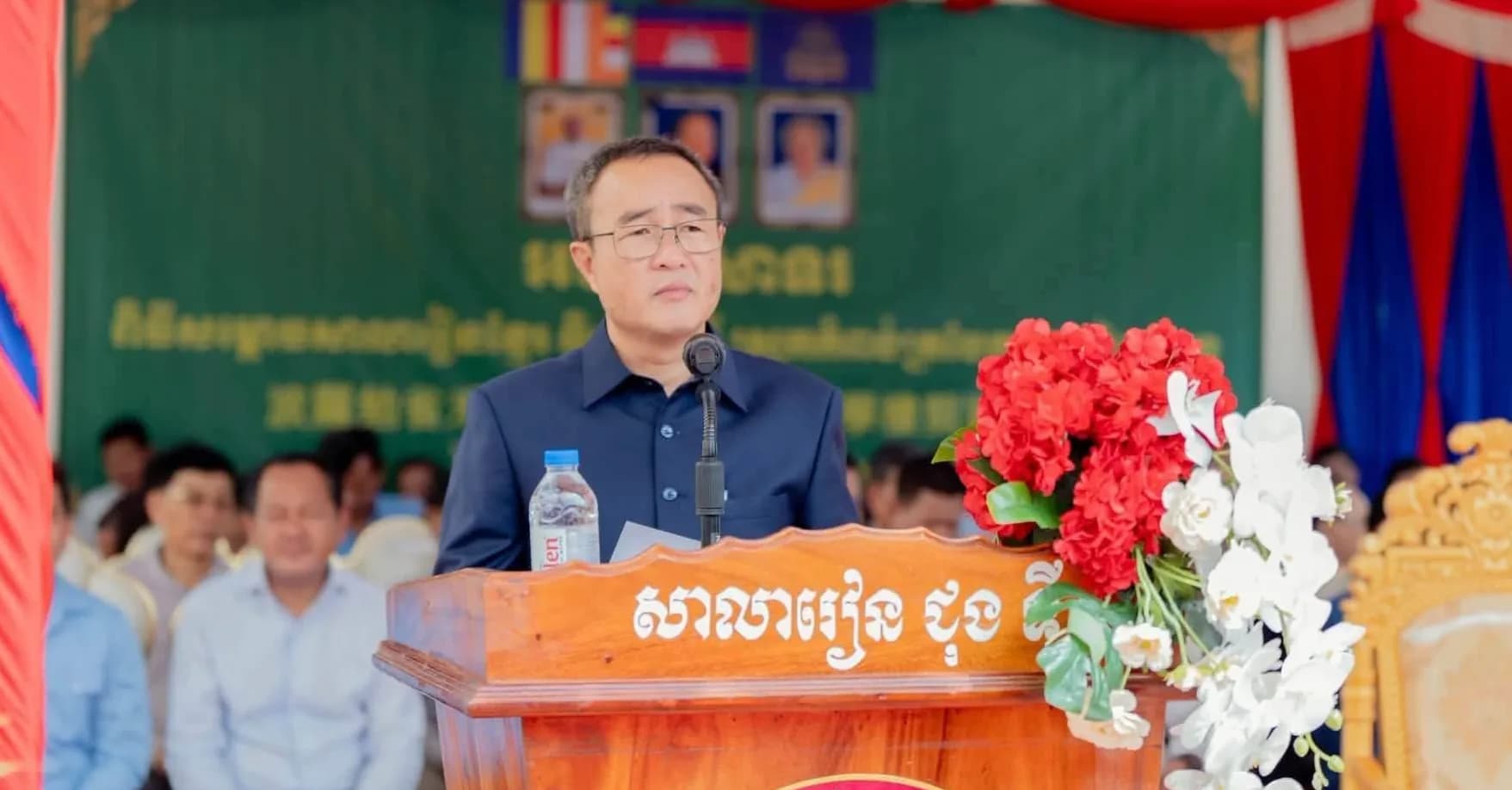 ពិធីសម្ពោធដាក់ឱ្យប្រើប្រាស់អគារសិក្សាថ្មី និងសមិទ្ធផលនានា ក្នុងសាលារៀន ខ្មែរ-ចិនជុងទី ស្រុកកំពង់ត្របែក ខេត្តព្រៃវែង