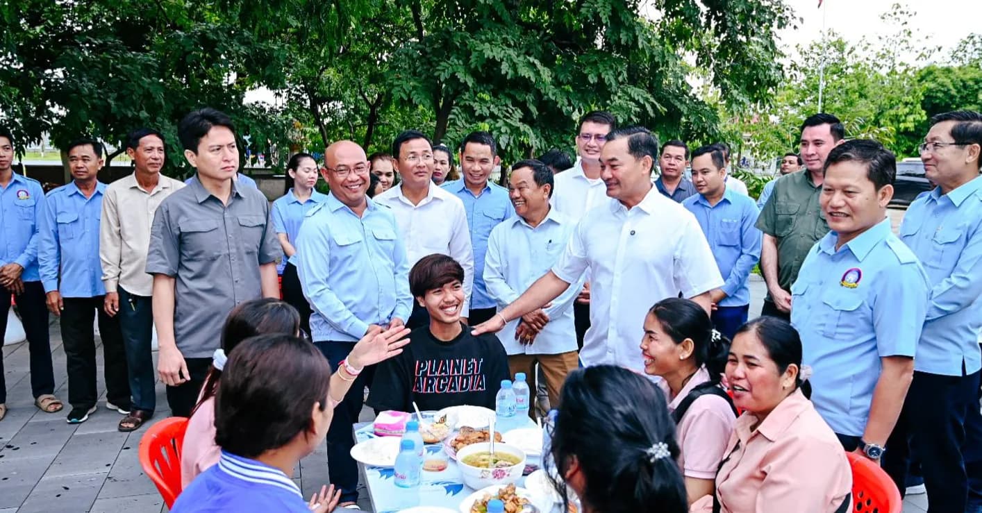 អភិបាលខេត្តកំពង់ស្ពឺ ផ្តាំផ្ញើឱ្យបេក្ខជនបាក់ឌុបថែរក្សាសុខភាព និងប្រឹងប្រែងឱ្យអស់សមត្ថភាព ដើម្បីទទួលបាននិទ្ទេសល្អ(២០២៥ និទេស A ៧៩ នាក់)