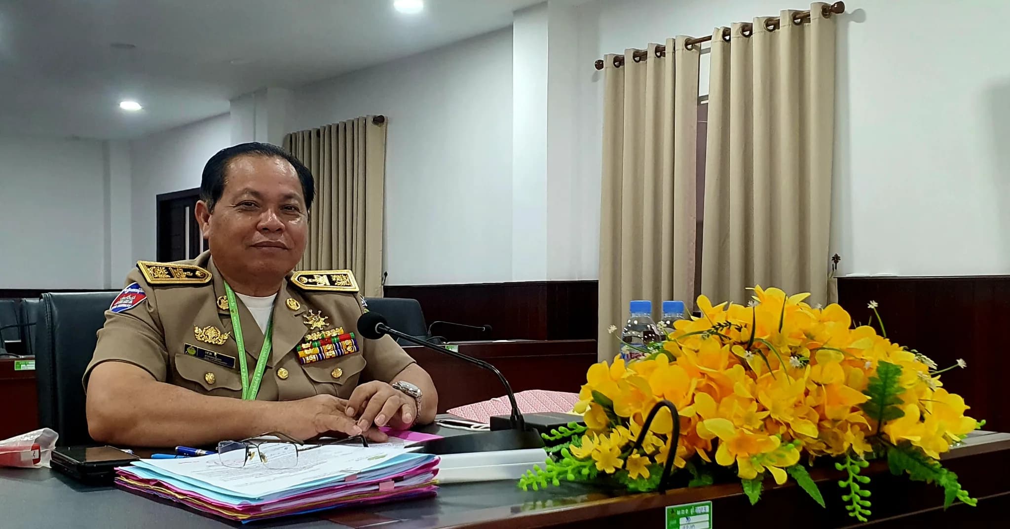 កិច្ចប្រជុំពិភាក្សាលើករណីសំណើសុំមន្ត្រីជំនាញចុះស្វែងរកចំណុចព្រំ និងបោះបង្គោលកំណត់ព្រំដី រវាងទីតាំងដីអណ្តូងរ៉ែបើក (ដីរដ្ឋ) និងដីអាស្រ័យផលរបស់ប្រជាពលរដ្ឋ ស្ថិតនៅភូមិត្រាង ឃុំត្រពាំងជោ