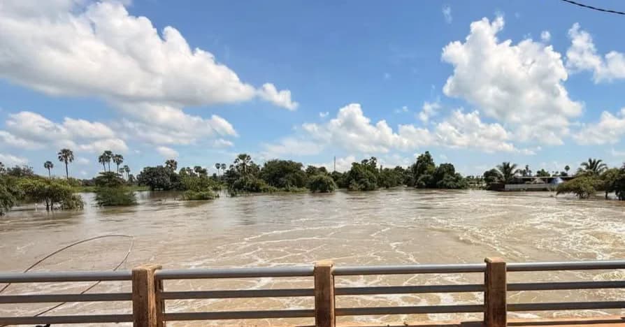 កម្រិតកម្ពស់ទឹកតាមខ្នងទំនប់នានាក្នុងខេត្តកំពង់ស្ពឺ