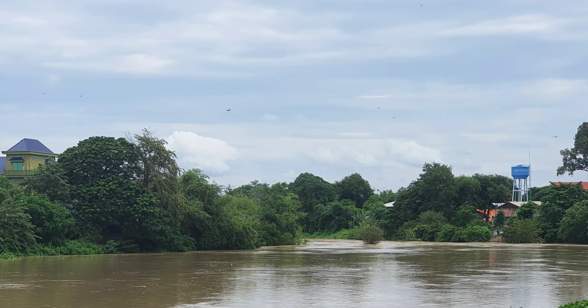 កម្រិតកម្ពស់ទឹកតាមខ្នងទំនប់នានាក្នុងខេត្តកំពង់ស្ពឺ