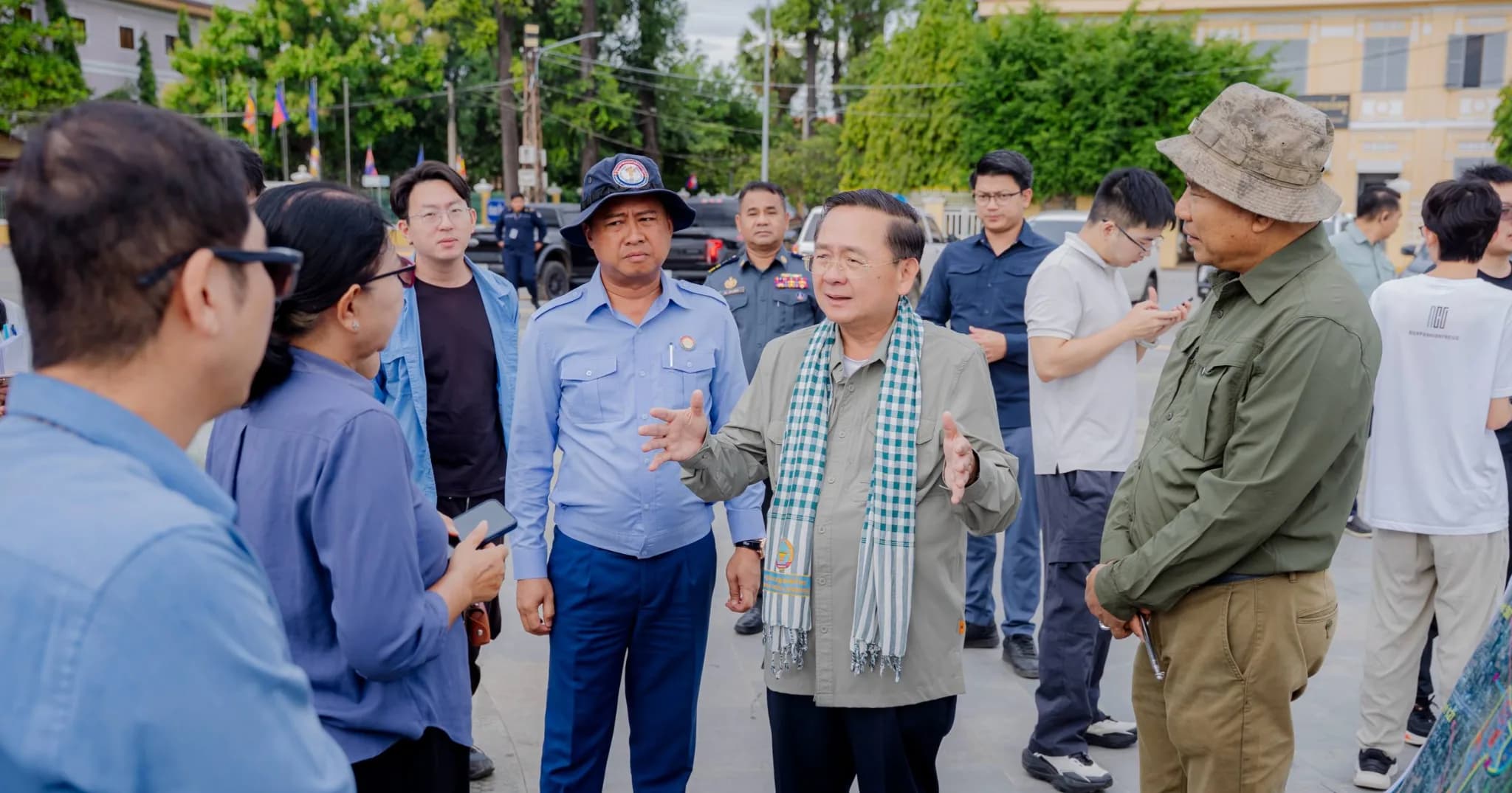ការទន្ទឹងរង់ចាំរបស់ប្រជាពលរដ្ឋបានមកដល់ហើយ!ផ្លូវ២១ខ្សែក្នុងក្រុងបាត់ដំបងនឹងដេញថ្លៃសាងសង់នៅចុងខែសីហានេះ