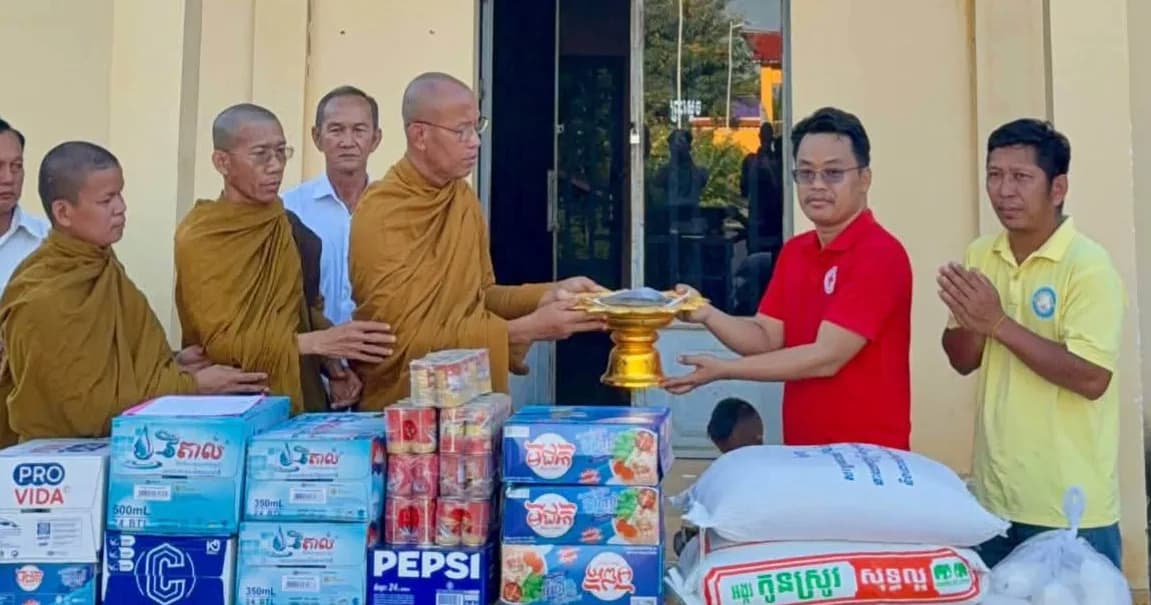 រដ្ឋបាលស្រុកព្រះស្ដេច ខេត្តព្រៃវែង សូមគោរពថ្លែងអំណរព្រះគុណ និងអរគុណយ៉ាងជ្រាលជ្រៅជាទីបំផុតចំពោះ ព្រះអនុគណសង្ឃស្រុកទាំងពីរគណៈ ព្រះមន្ត្រីសង្ឃ ព្រះគ្រូចៅអធិការ និងអាចារ្យគណៈកម្មការវត្តចំនួន ៤០វត្ត