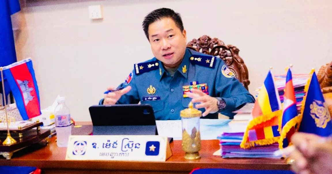 កម្លាំងកងរាជអាវុធហត្ថខេត្តកំពង់ស្ពឺ ចូលរួមការពារសន្តិសុខ និងសណ្តាប់ធ្នាប់ ក្នុងដំណើរការប្រឡងបាក់ឌុប