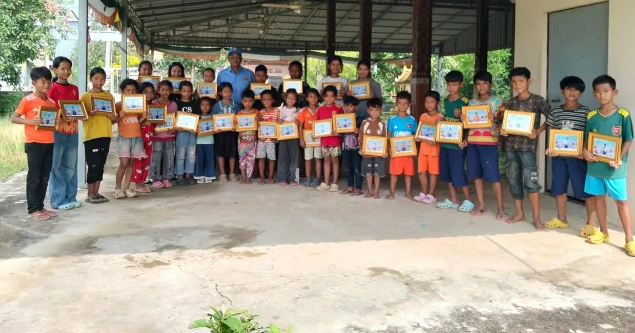 សកម្មភាព៧៨ស៊ុមរូបថត «កម្មវិធីប៉ាម៉ានី» ជូនដល់កុមារ និងប្រជាពលរដ្ឋនៅភូមិព្រៃតាទ្រូ