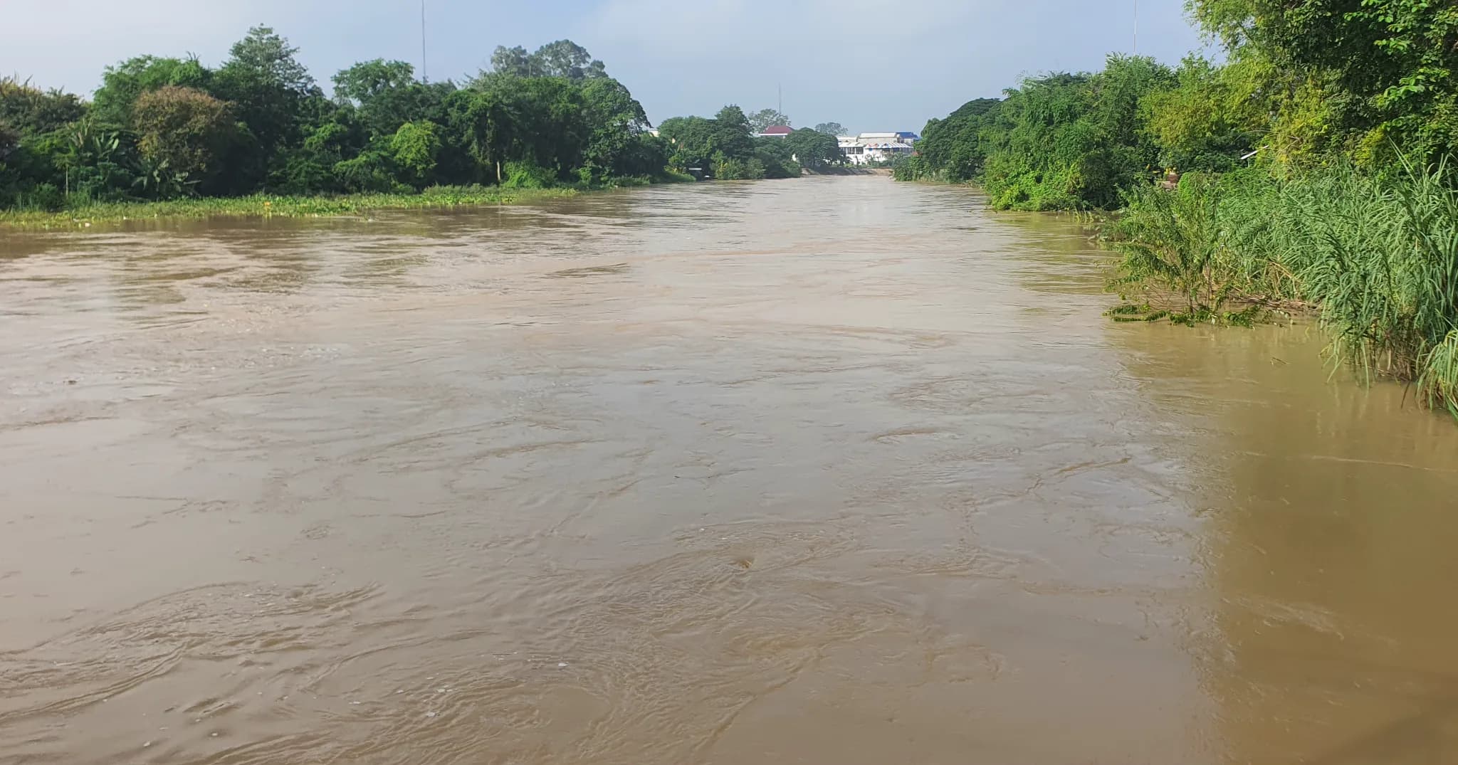 កម្រិតកម្ពស់ទឹកតាមខ្នងទំនប់នានាក្នុងខេត្តកំពង់ស្ពឺ