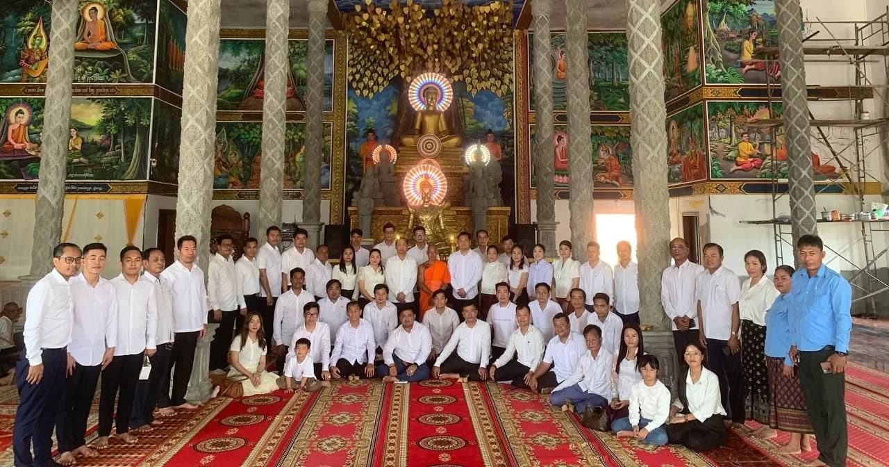 ក្រុមការងារចុះជួយស្រុកកងពិសីបាននាំយកនូវទ័យ្យវត្ថុប្រគេនដល់ព្រះសង្ឃឃុំព្រះនិព្វាន ស្រុកគងពិសី
